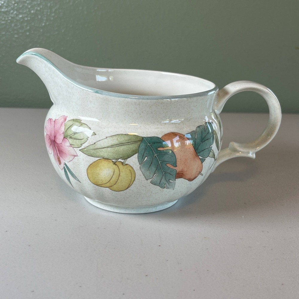 Mikasa Country Classics Fruitage DC026 Gravy Boat Made in Japan Retired Vintage